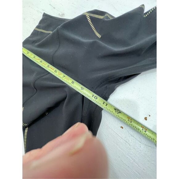 Lululemon Align High Rise Gold Logo 25” Size 4 - Picture 9 of 10